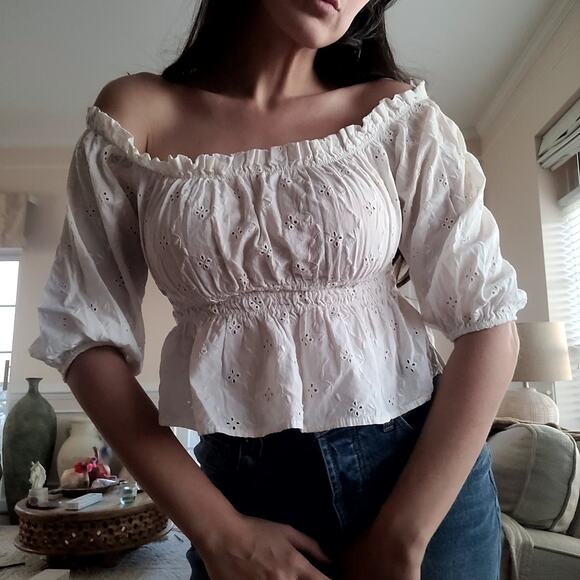 Zara White Eyelet Top Sz S - Picture 1 of 5